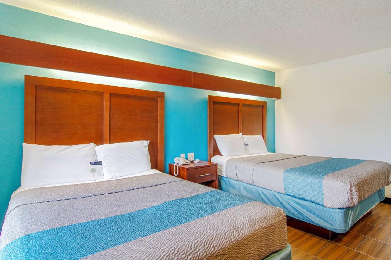 Americas Best Value Inn & Suites Брансвік Екстер'єр фото