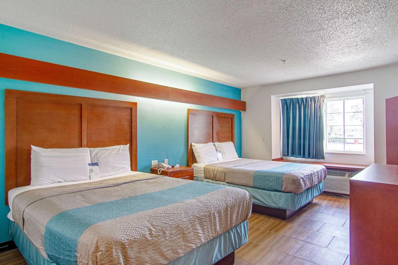 Americas Best Value Inn & Suites Брансвік Екстер'єр фото