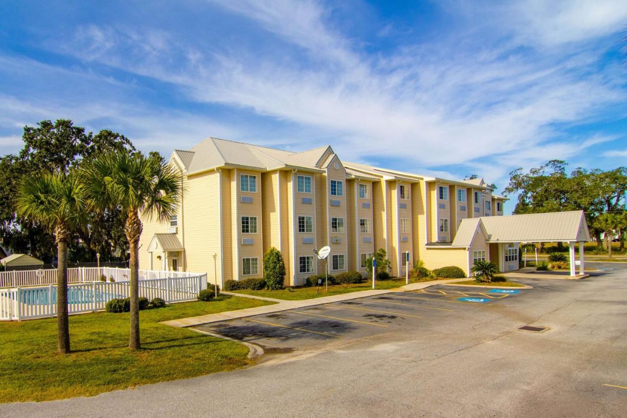 Americas Best Value Inn & Suites Брансвік Екстер'єр фото